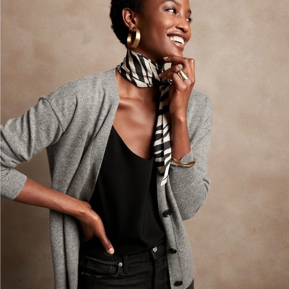 Banana Republic women Cashmere cardigan